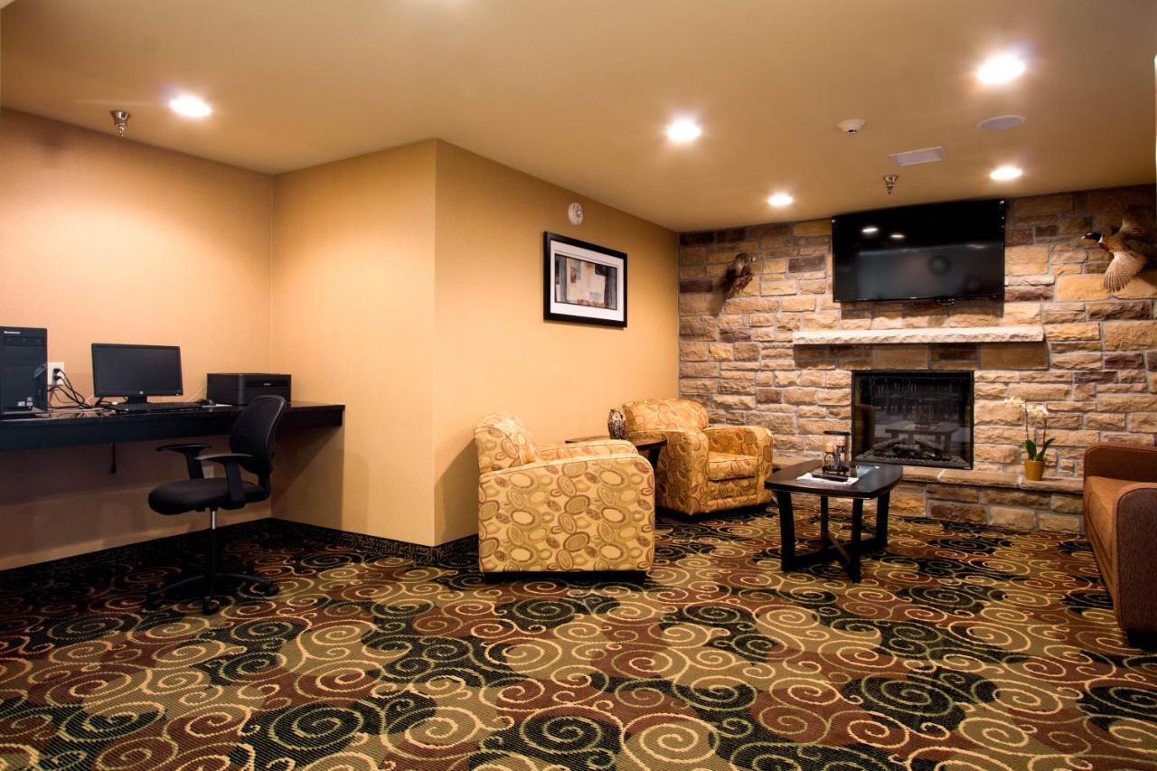 Cobblestone Inn & Suites - Eads Exterior photo